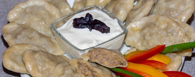 Вареники с говяжьей печенью и картошкой