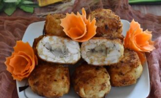 Котлеты с грибной начинкой