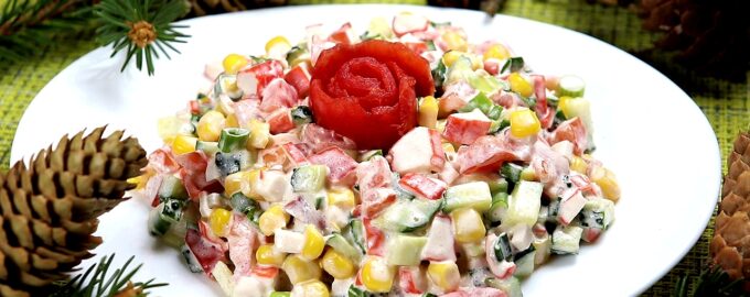 Салат Красавица с крабовыми палочками