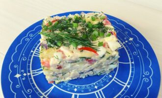 Салат из копченой куриной грудки с сыром