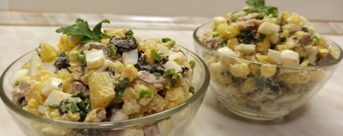 Салат мясной с черносливом