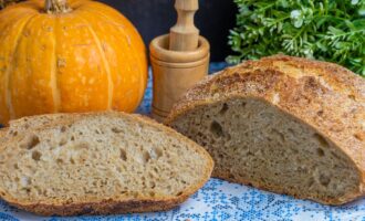 Домашний пшеничный хлеб с цельнозерновой мукой