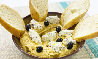 Хумус по-гречески | Рецепт хумуса с изюминкой
