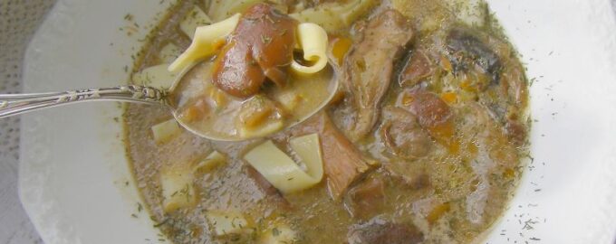 Грибной суп с макаронами