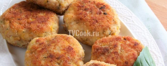 Котлеты из куриной грудки и кабачка