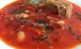Борщ с фасолью в мультиварке