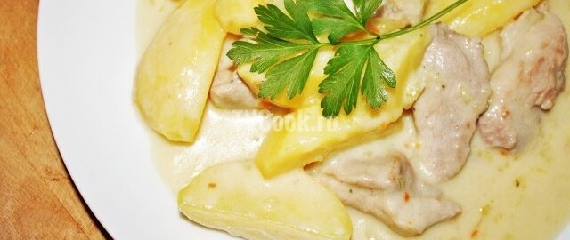 Свинина, тушеная с картошкой