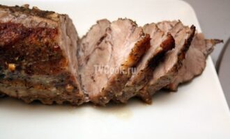 Мясо, запеченное в духовке в фольге