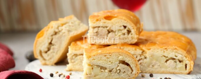 Пирог с курицей и картошкой