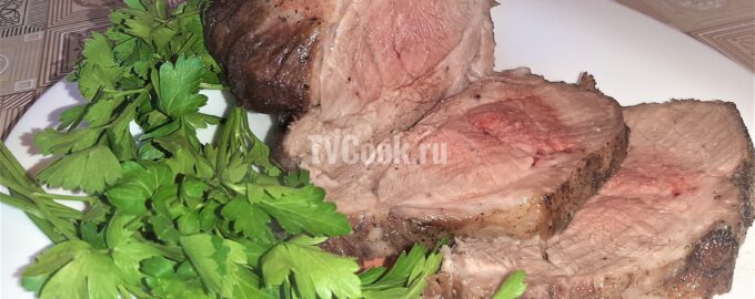 Мясо, запеченное в красном вине