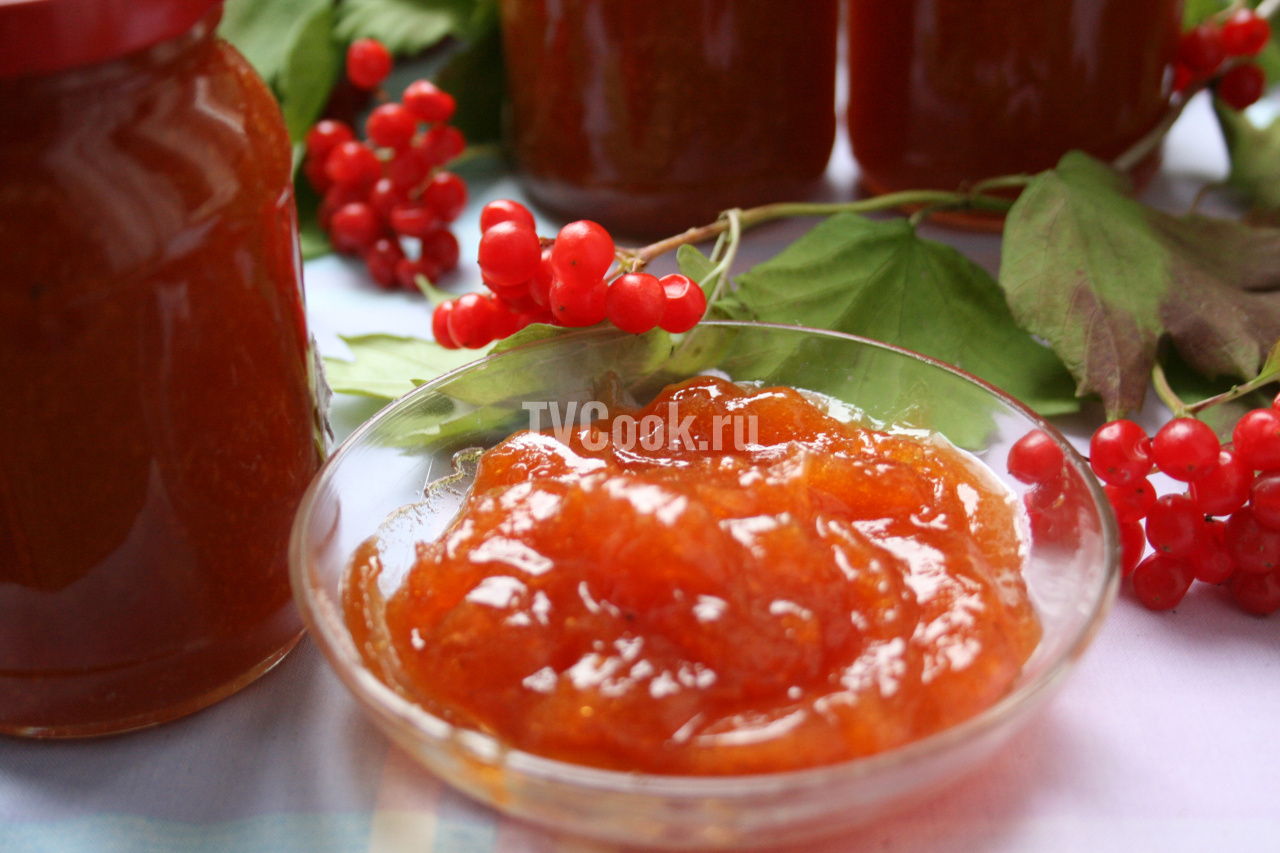 «Сырое» варенье из калины и лимона