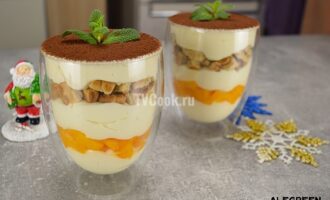 Трайфл с персиками