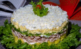 Салат Невеста с копченой курицей и картошкой