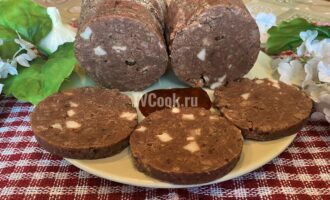 Печёночная колбаса с салом