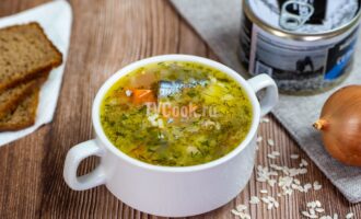Рыбный суп из консервов сайра с овощами и рисом