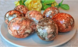 Мраморные яйца на Пасху (только натуральные красители)