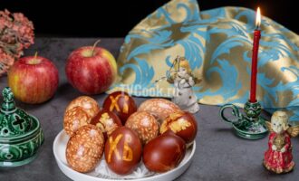 Оригинальные куриные яйца на Пасху